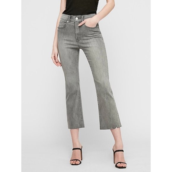 NWT Express High Waisted Faded Cropped Flare Jeans - Picture 1 of 7